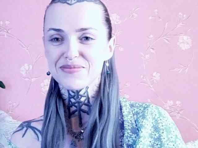 MARLA_SINGER webcam