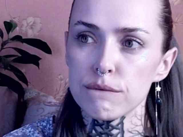 MARLA_SINGER webcam