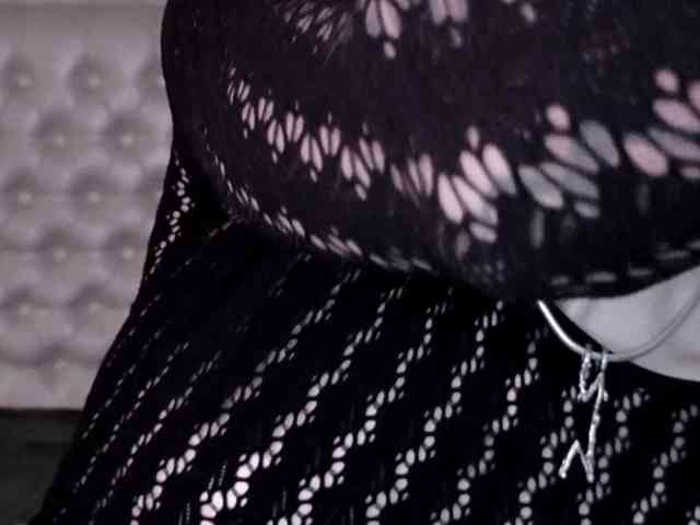 MARLA_SINGER webcam