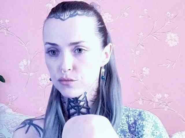 MARLA_SINGER webcam