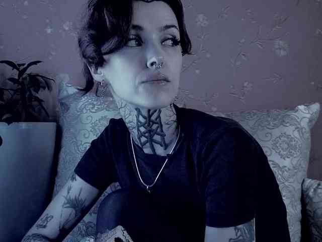MARLA_SINGER webcam