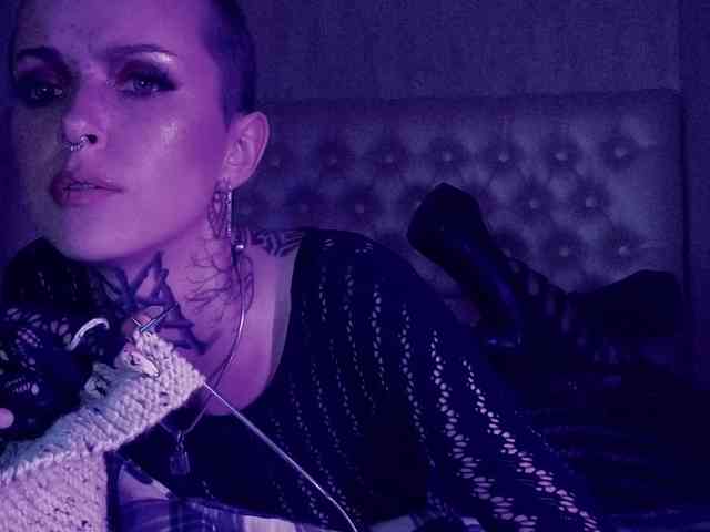 MARLA_SINGER webcam