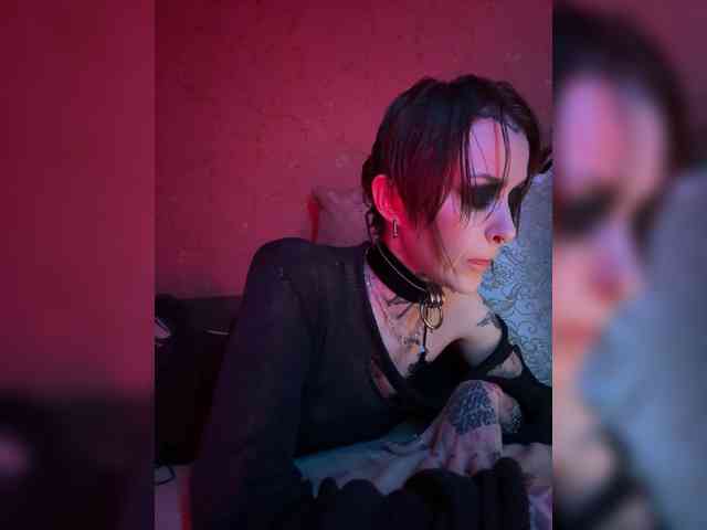 MARLA_SINGER webcam