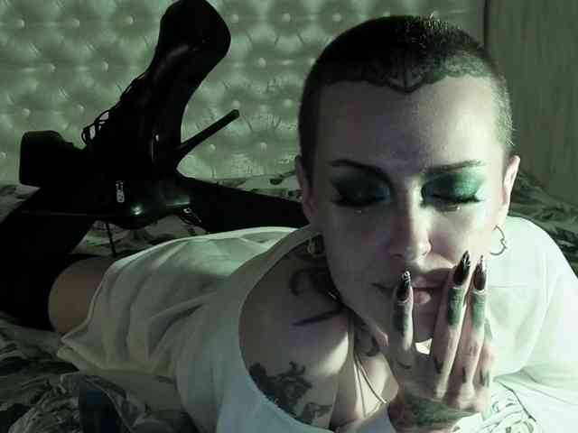 MARLA_SINGER