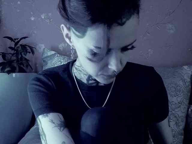 MARLA_SINGER webcam