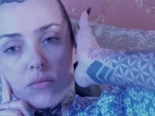 MARLA_SINGER webcam