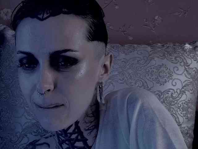 MARLA_SINGER webcam