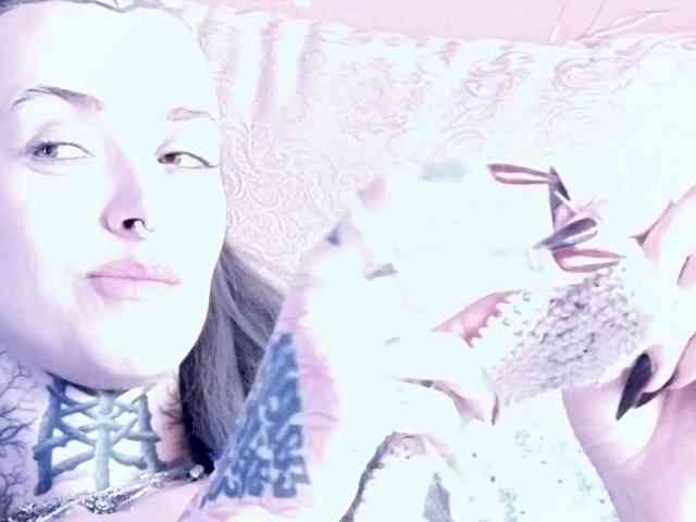 MARLA_SINGER webcam