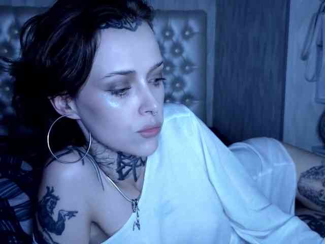 MARLA_SINGER webcam