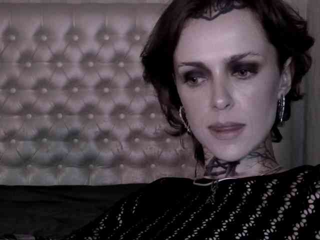 MARLA_SINGER webcam