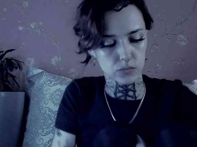 MARLA_SINGER webcam