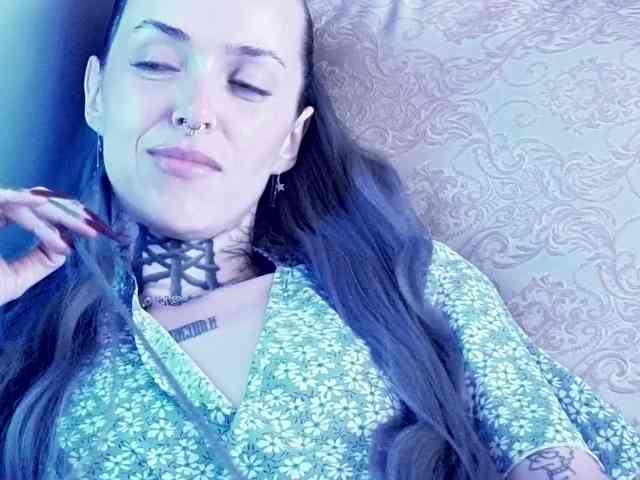 MARLA_SINGER webcam