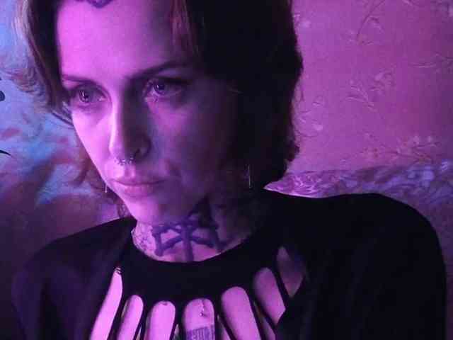 MARLA_SINGER webcam