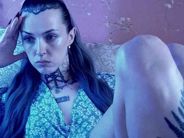 MARLA_SINGER webcam