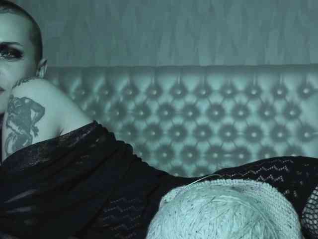 MARLA_SINGER webcam