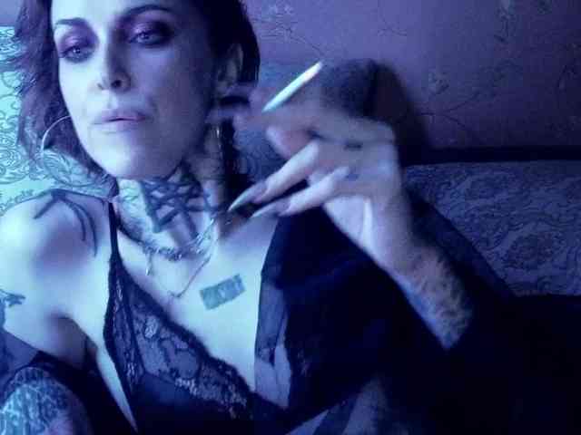 MARLA_SINGER webcam