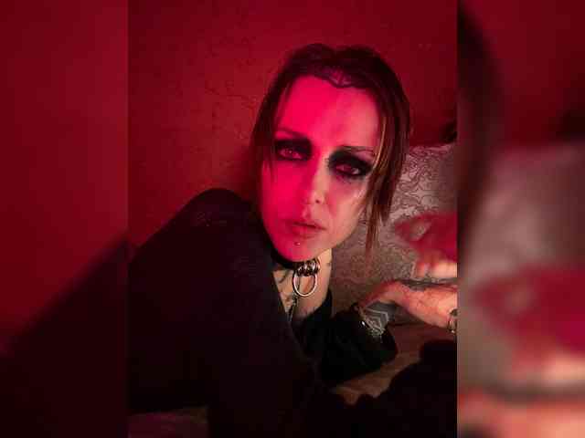 MARLA_SINGER webcam