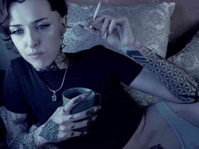 MARLA_SINGER webcam