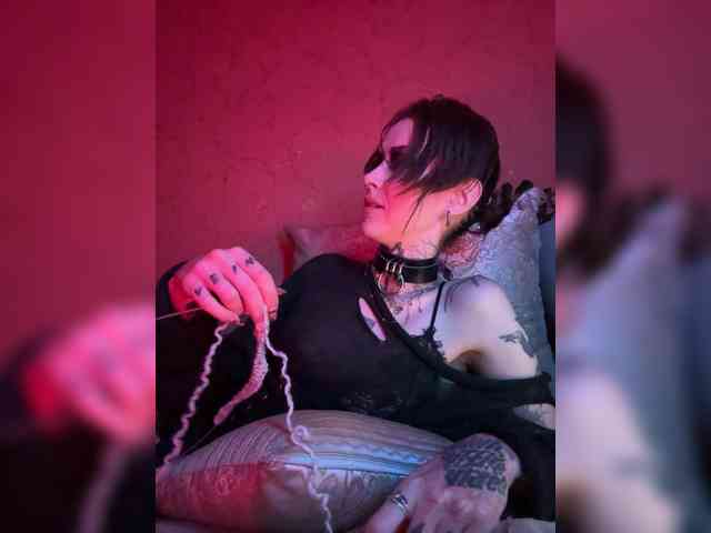 MARLA_SINGER webcam