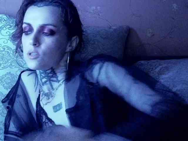 MARLA_SINGER