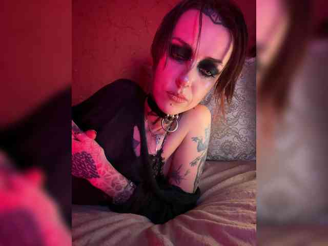 MARLA_SINGER webcam