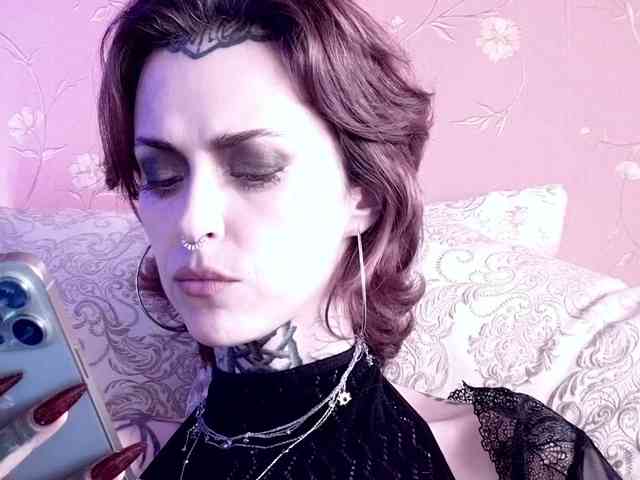 MARLA_SINGER webcam