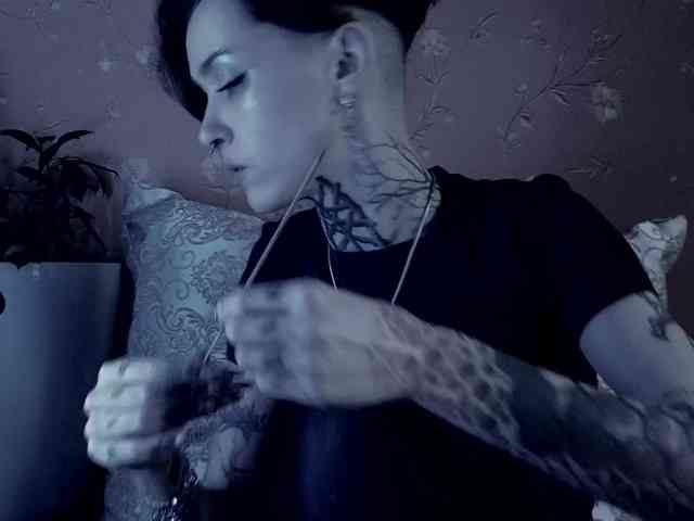 MARLA_SINGER