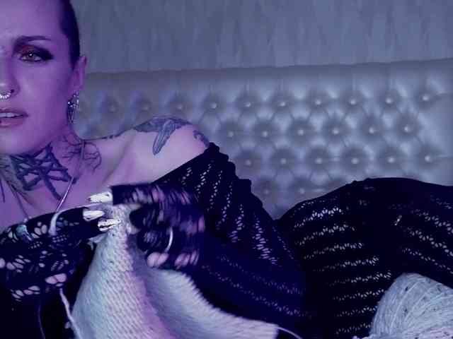 MARLA_SINGER webcam