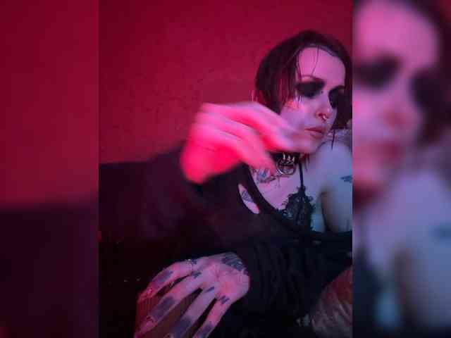 MARLA_SINGER webcam