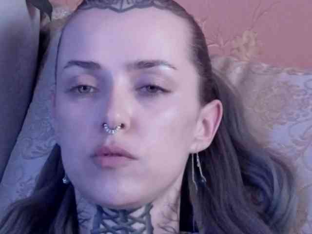 MARLA_SINGER webcam
