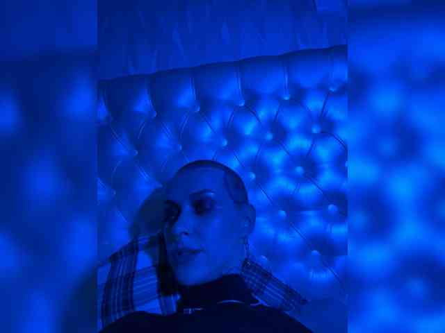 MARLA_SINGER webcam