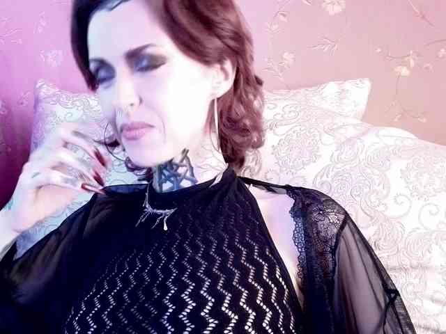 MARLA_SINGER webcam