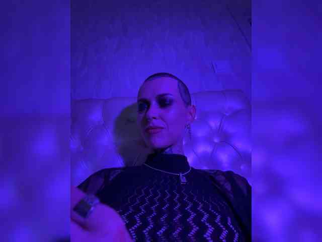MARLA_SINGER webcam