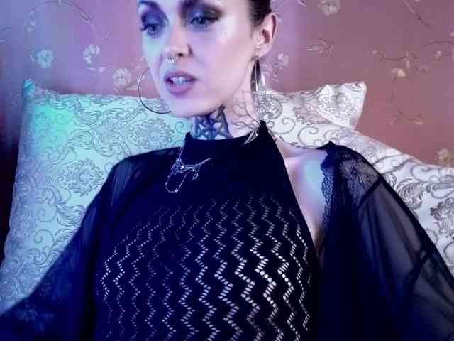 MARLA_SINGER webcam