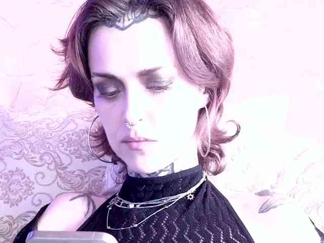 MARLA_SINGER webcam