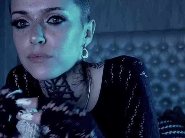 MARLA_SINGER webcam
