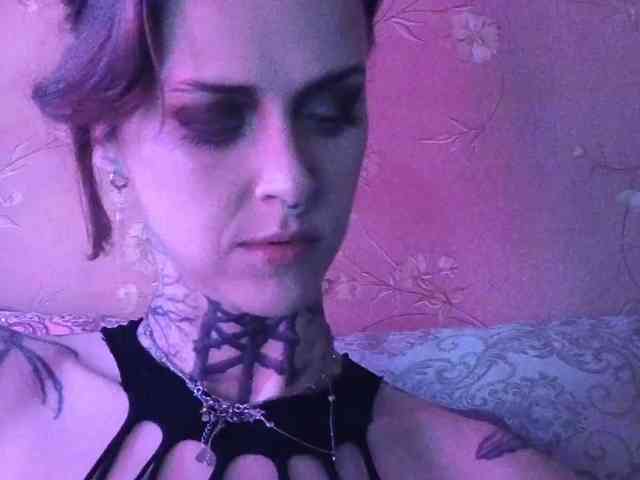MARLA_SINGER webcam