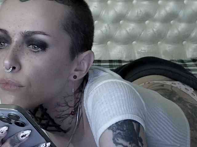 MARLA_SINGER