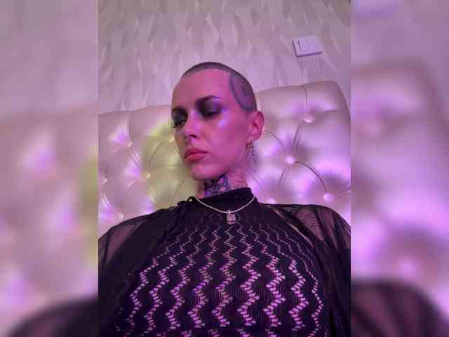 MARLA_SINGER webcam