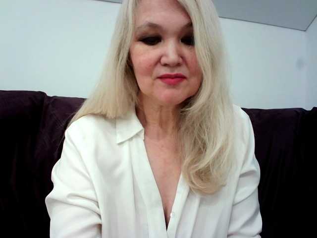 fghzeya's BongaCams show and profile