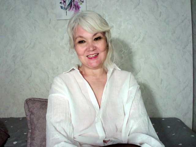 le modèle YaNellyaY est en webcam porno dans un show sur le site bongacams, il possède les tags suivants: Asian,Blonde,Hairy