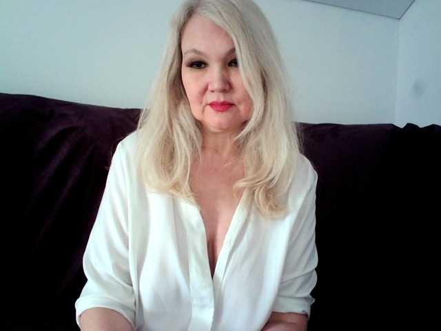 fghzeya's BongaCams show and profile