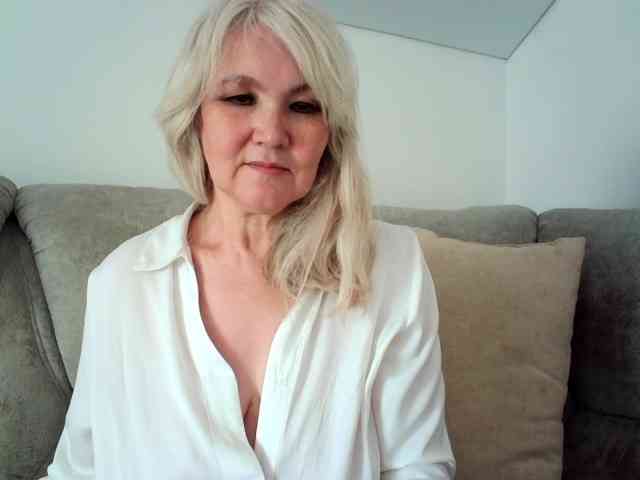 YaNellyaY webcam