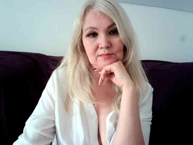 Модель: YaNellyaY