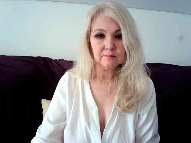 Модель: YaNellyaY