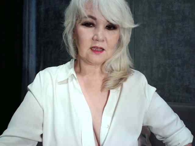 fghzeya live female cam on bongacams