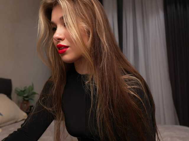 Vixen-SA, en directo ahora en BongaCams