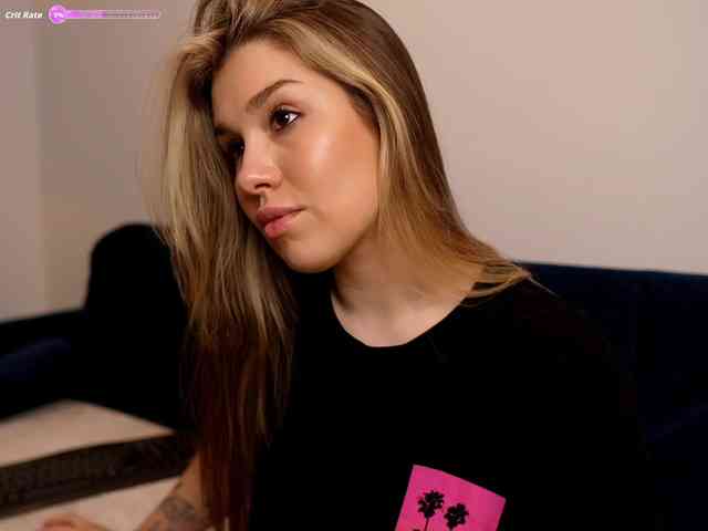 SashaBonfire webcam