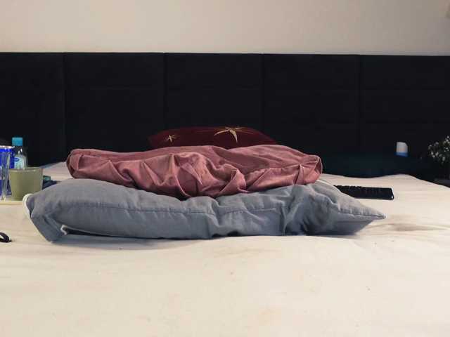 Aliyv live cam on BongaCams