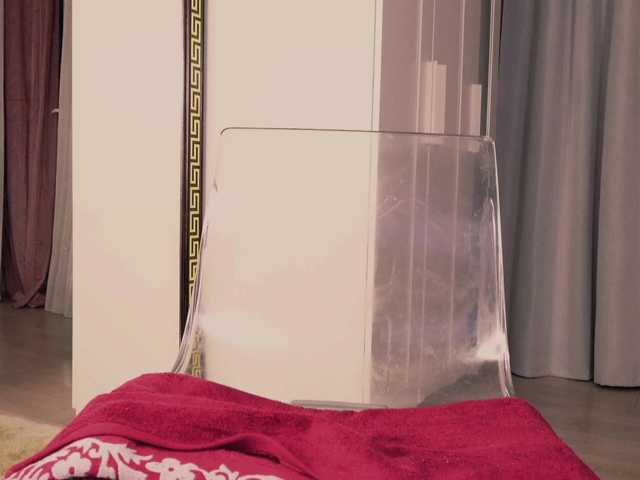 Aliyv live cam on BongaCams